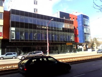 OBCHODNÝ PRIESTOR 123 M2 OPROTI FIGARO